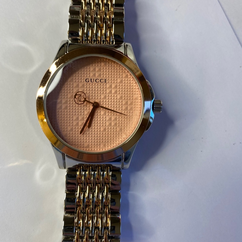 Gucci Women’s Watch - Picture 3 of 5